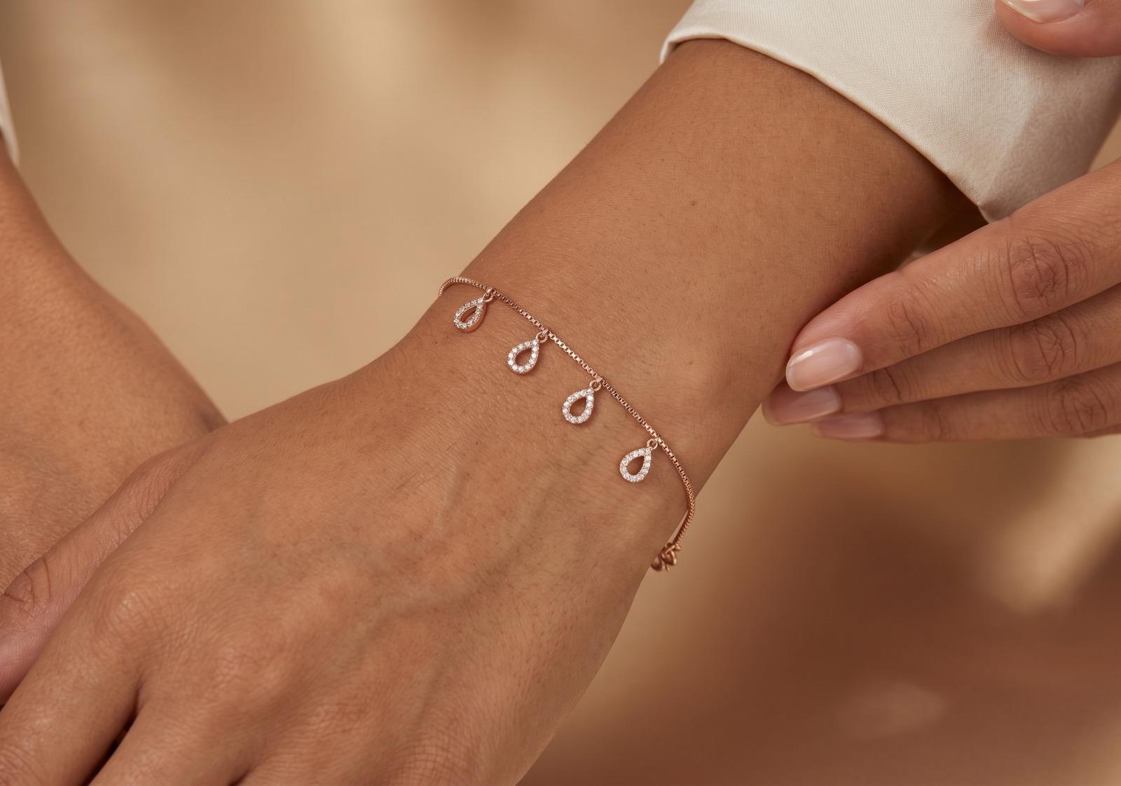 The Dewdrop Bracelet , 5.5 Inch , Yellow Gold , 18 K