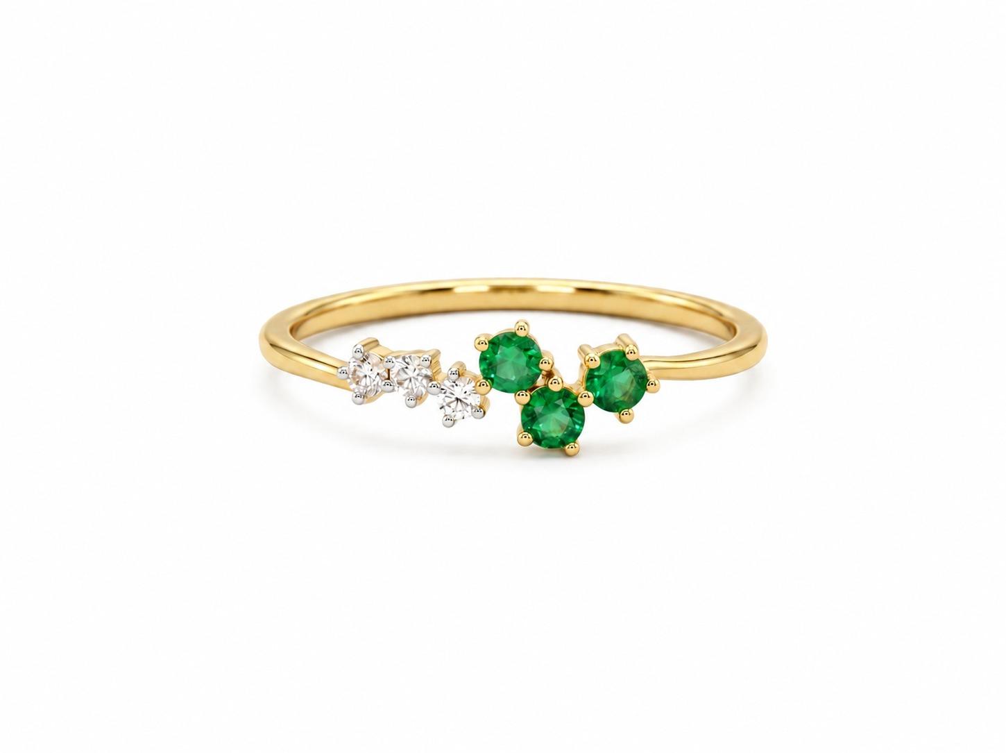 Modern Cluster Motif Ring , 7MM , 18 K , Yellow Gold