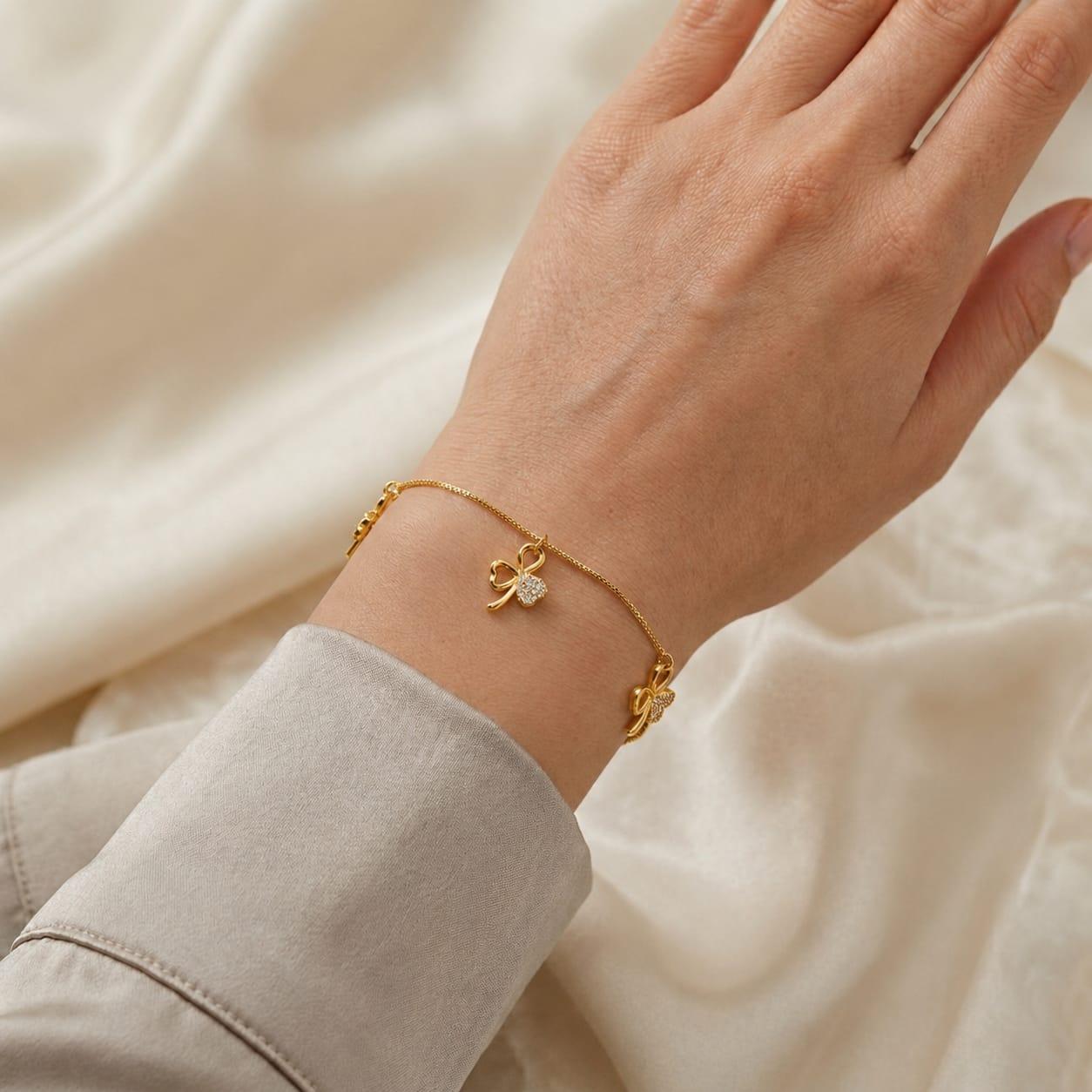 Charm Diamond Bracelet , 5.5 Inch , Yellow Gold , 18 K