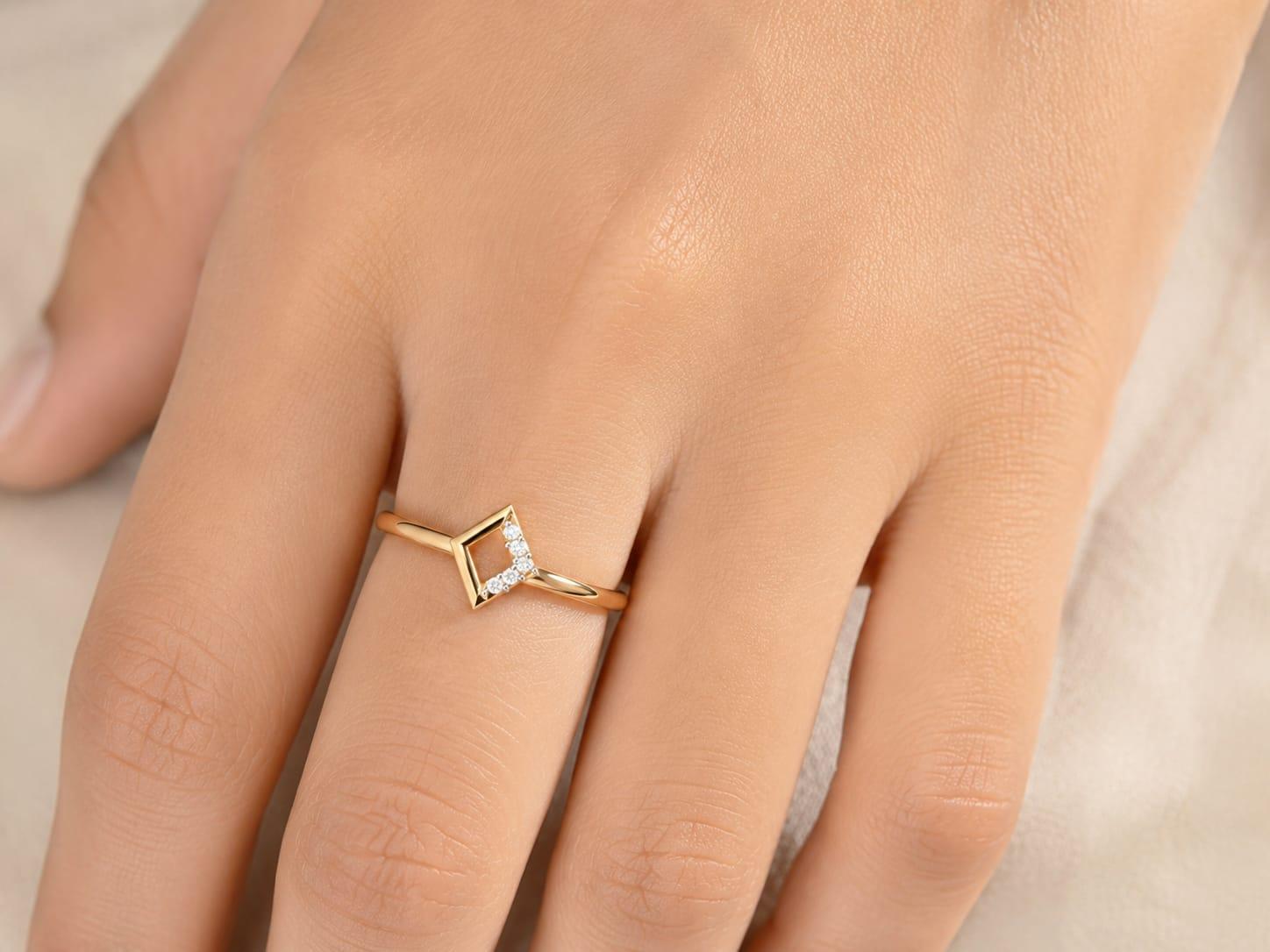 Square Shape Diamond Ring , 7MM , 18 K , Yellow Gold