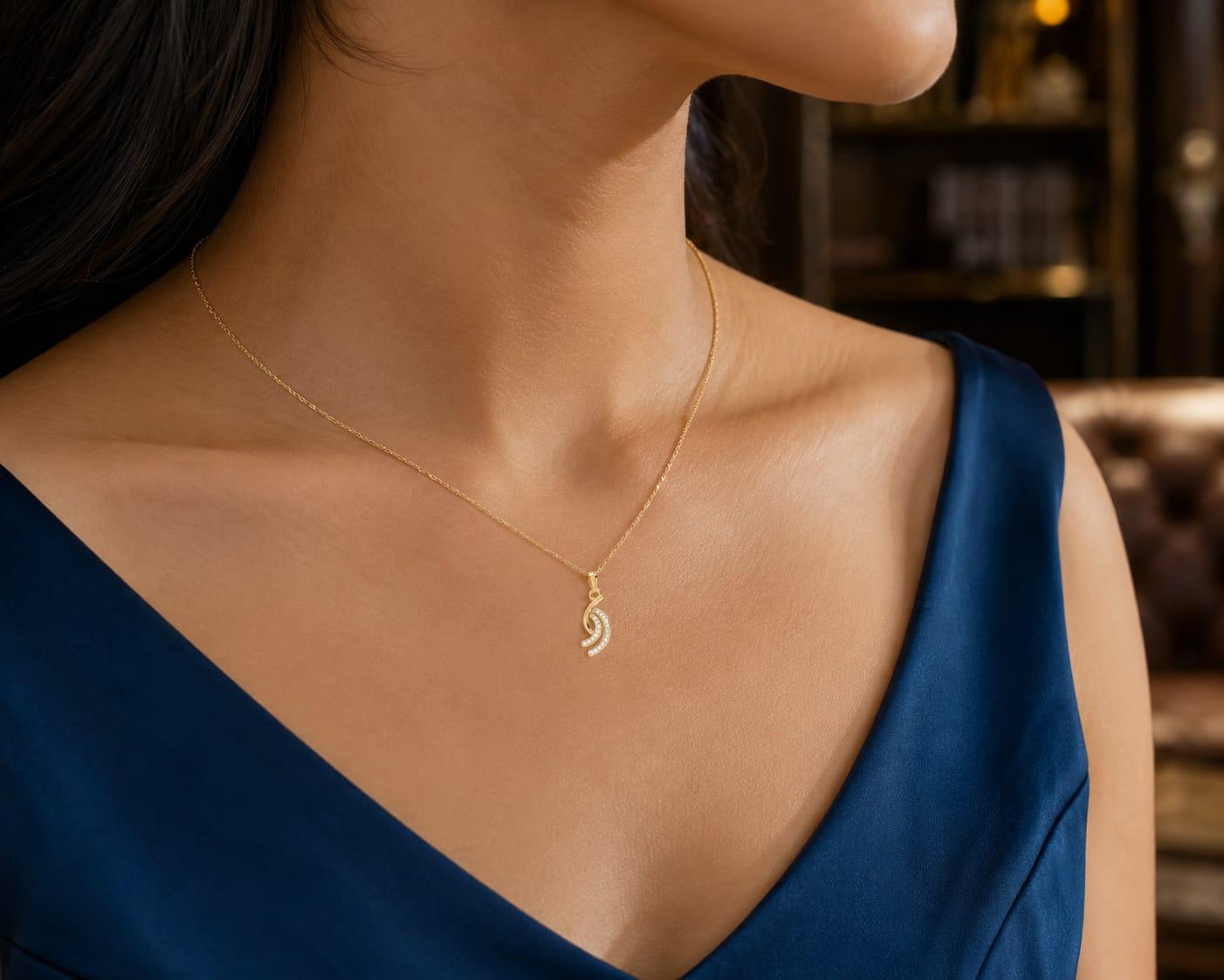 Golden Grace Diamond Pendant , Yellow Gold , 18 K