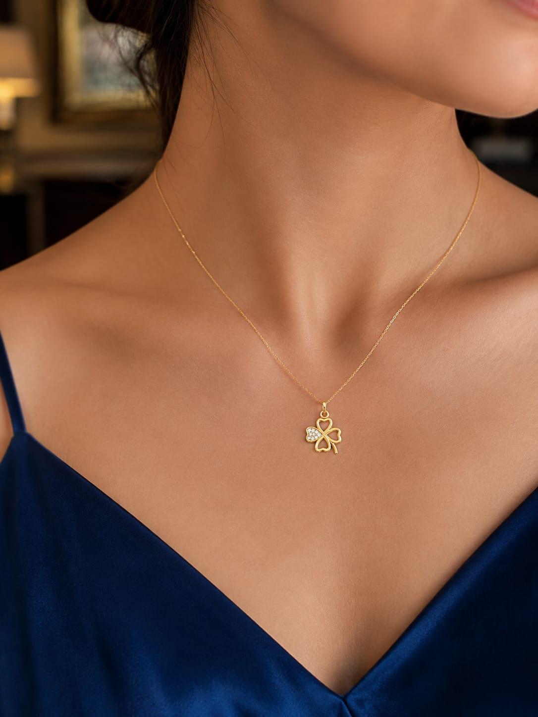 Golden Clover Heart Diamond Pendant , Yellow Gold , 18 K