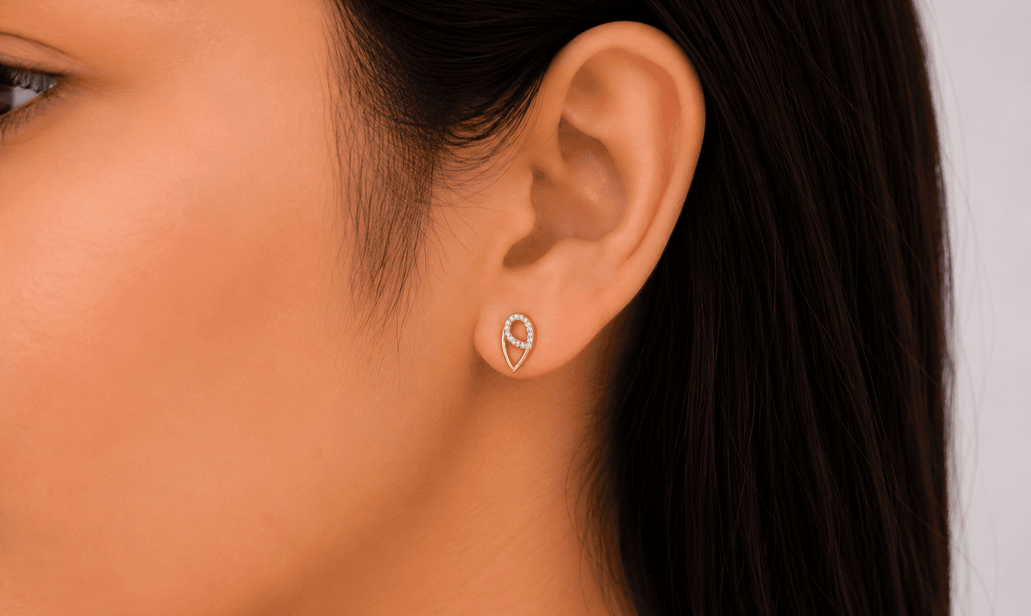 Dewdrop Diamond Studs , Yellow Gold , 18 K