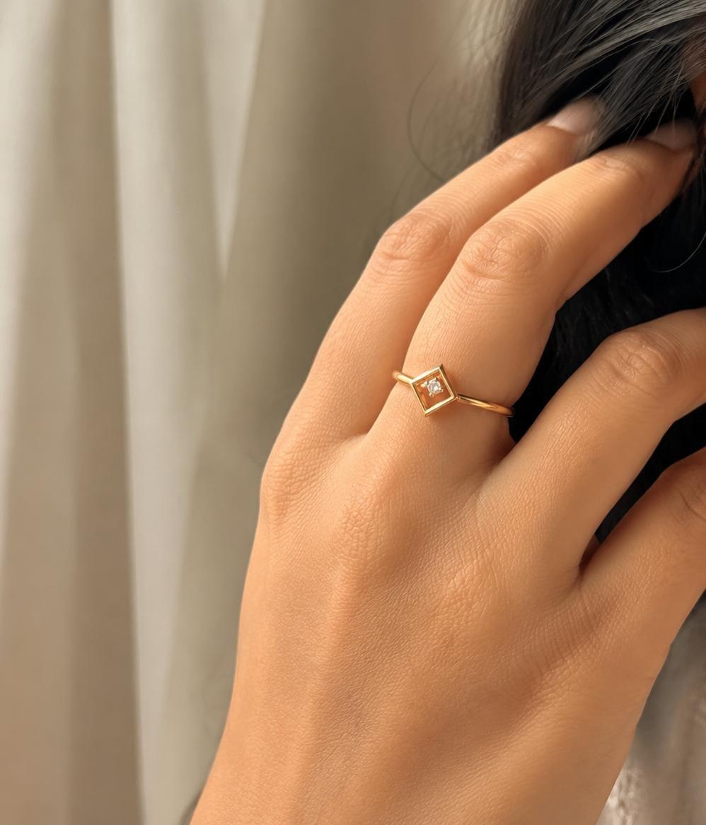 Elegant Square Halo Ring , 7MM , 18 K , Yellow Gold