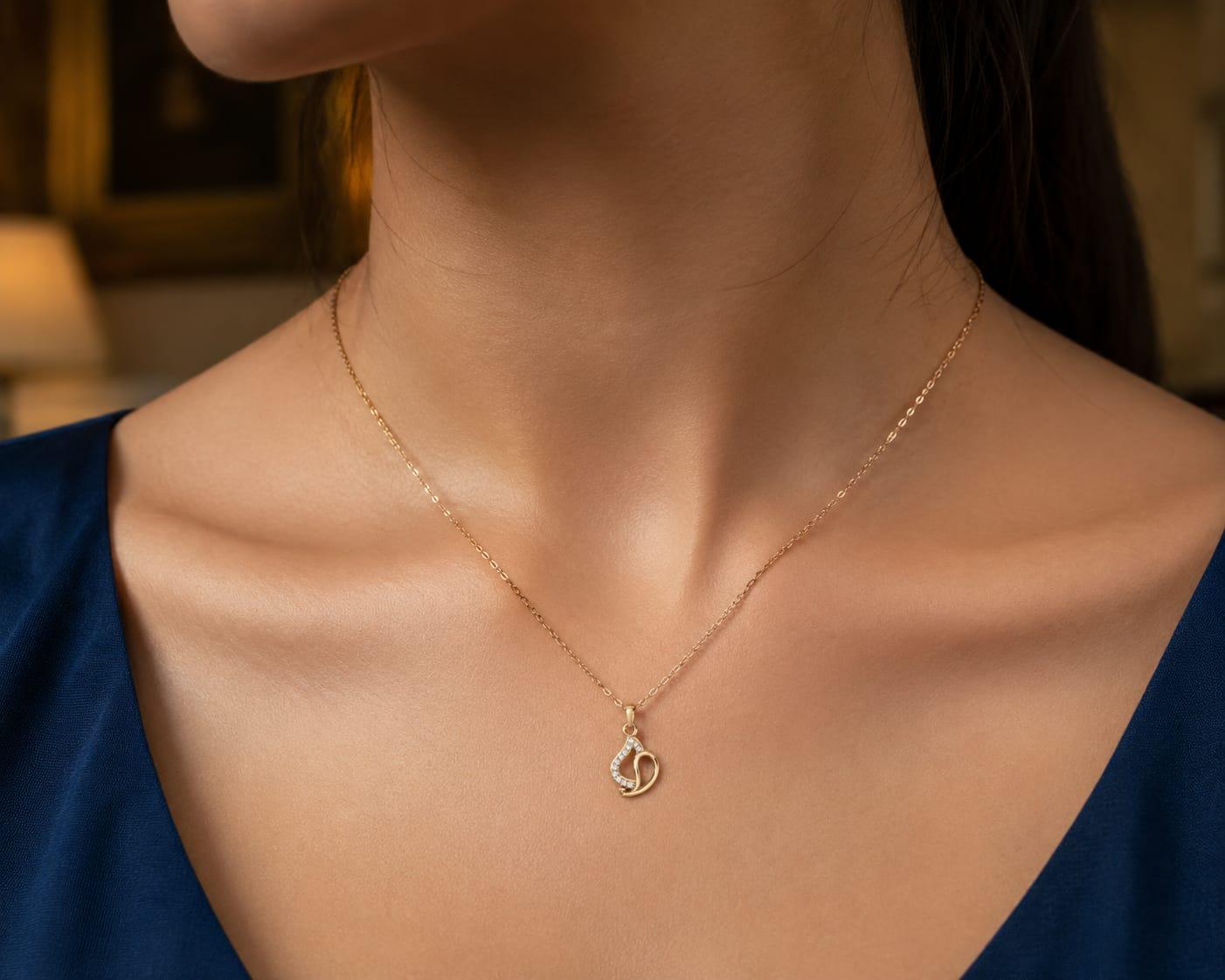 Paisley Diamond Pendant , Yellow Gold , 18 K