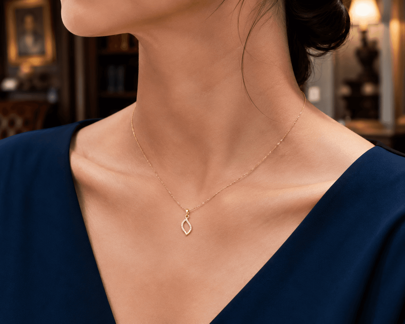 Teardrop Wave Diamond Pendant , Yellow Gold , 18 K