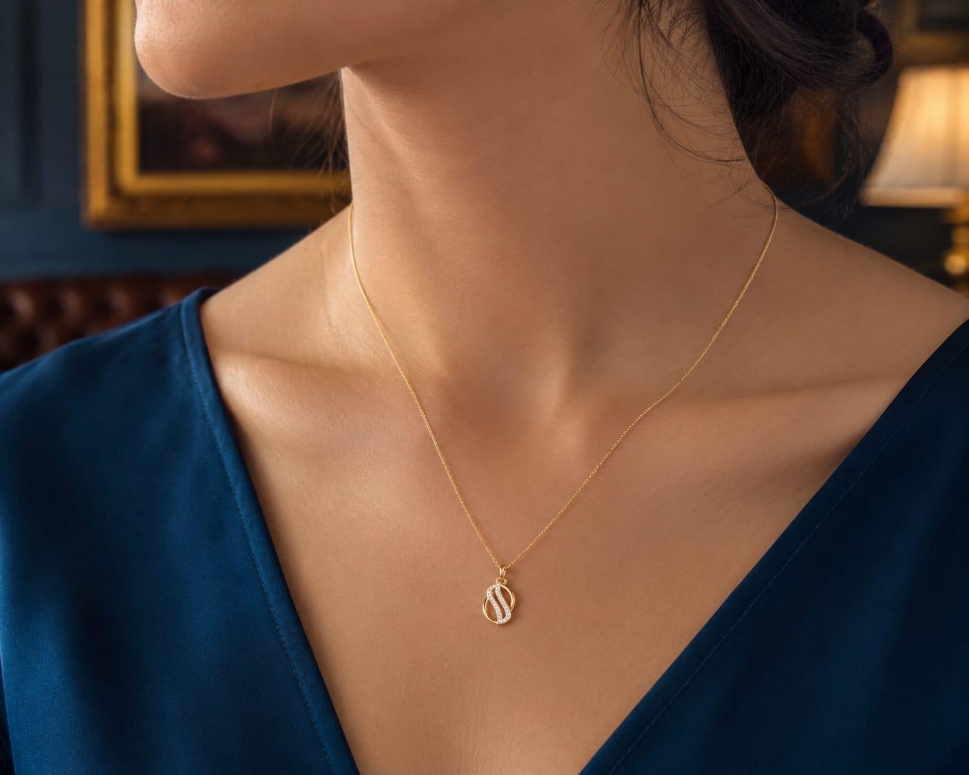 Wave Diamond Pendant , Yellow Gold , 18 K